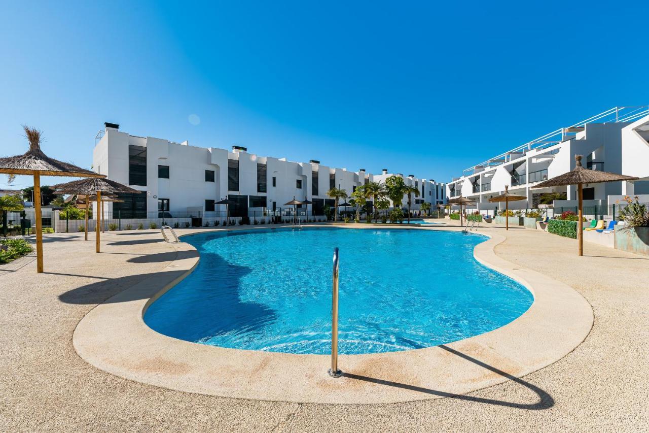 Apartamento Milan Кампоамор Екстериор снимка